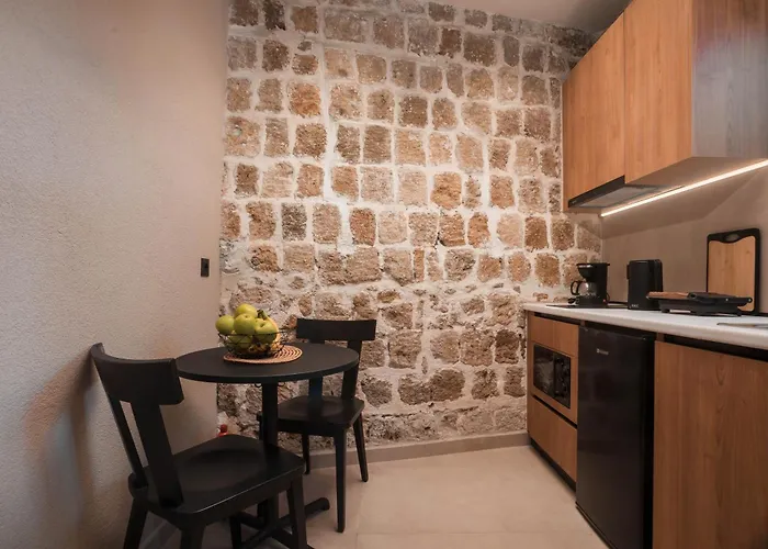 Il Borgο * Rhodes City