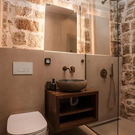 Il Borgο Rhodes City